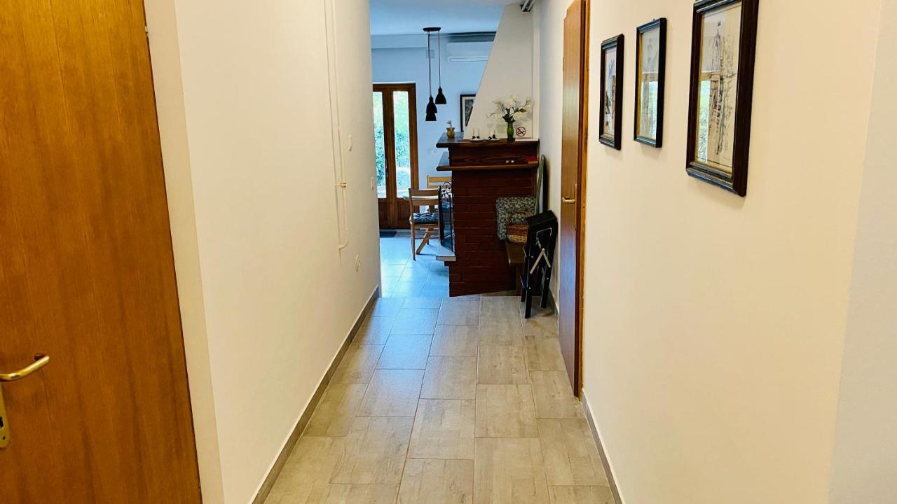 Bilini Garden Apartment Pola Esterno foto